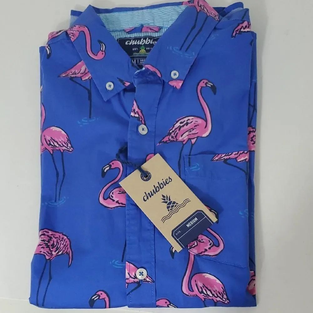 chubbies The Pop Flock and Drop It Friday Short Sleeve Button Down Flamingos M